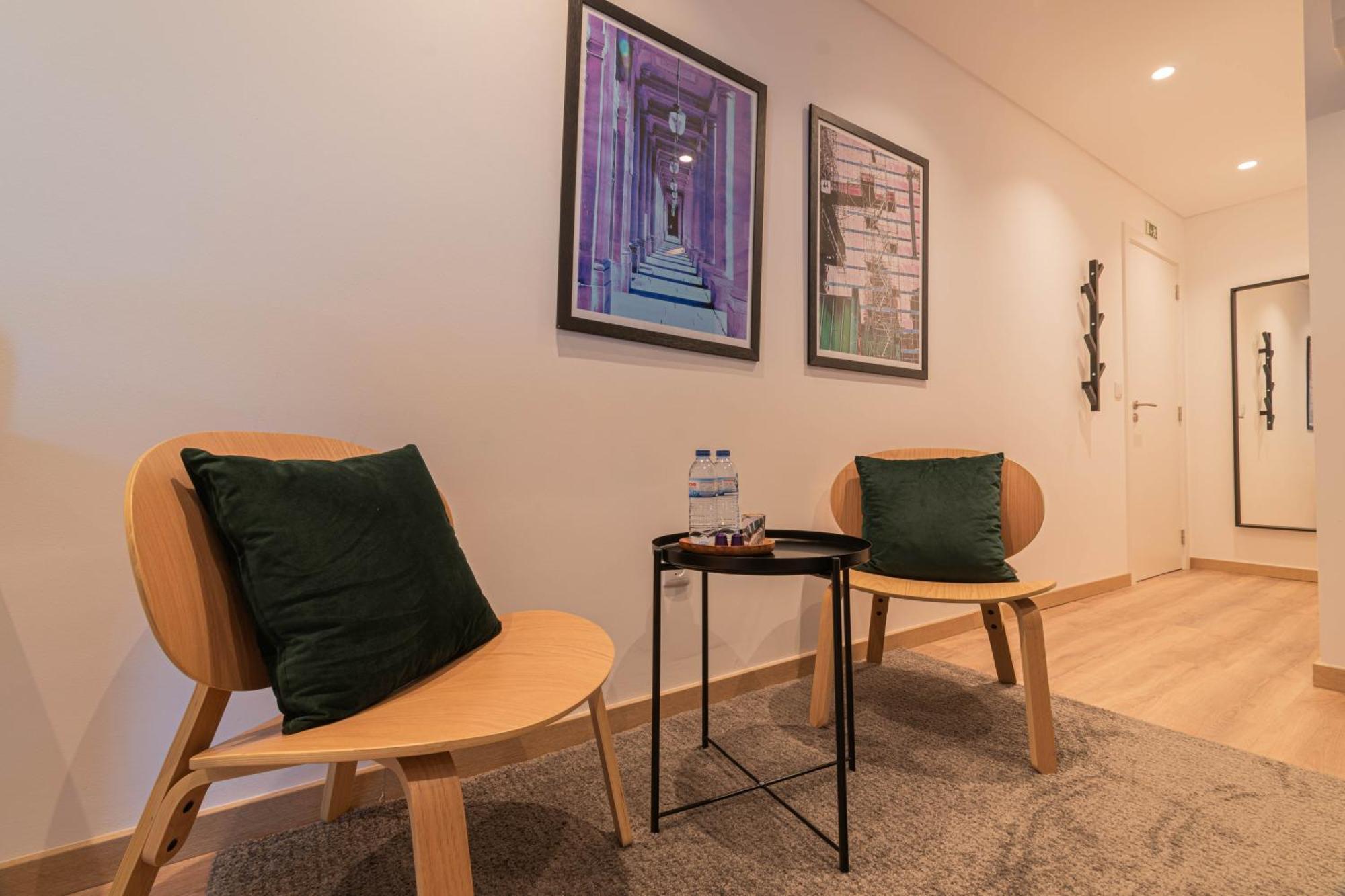 7Min To Uni Se-Velha - Ac - Work Desk - 300Mbs Wifi Bed & Breakfast Coimbra Luaran gambar