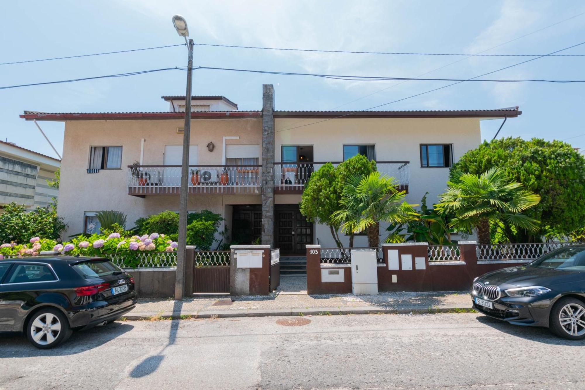 7Min To Uni Se-Velha - Ac - Work Desk - 300Mbs Wifi Bed & Breakfast Coimbra Luaran gambar